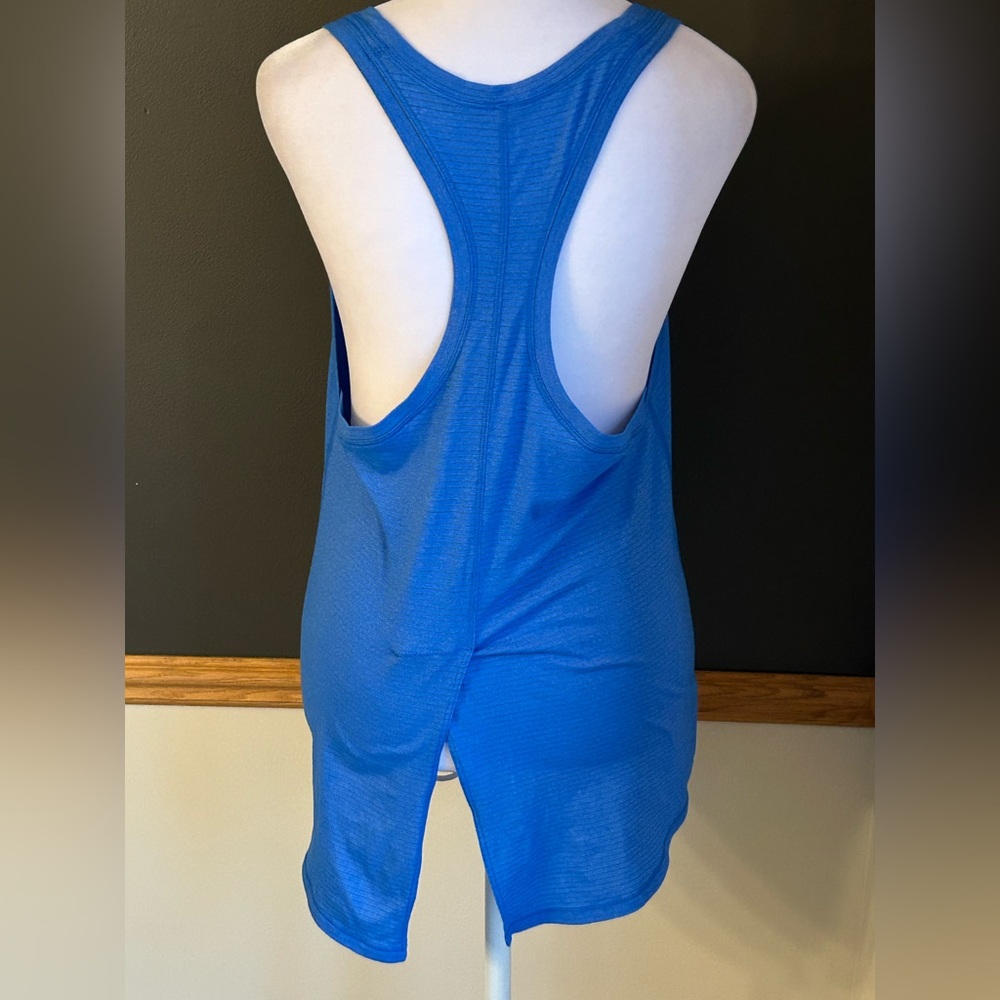 Lululemon Tie It Up Singlet Tank Heathered Wild Bluebell Size 6 - Picture 3 of 6